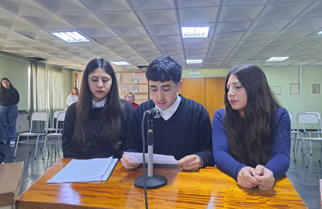 SE INAUGURÓ EL ESPACIO “BANCA DE LAS JUVENTUDES”